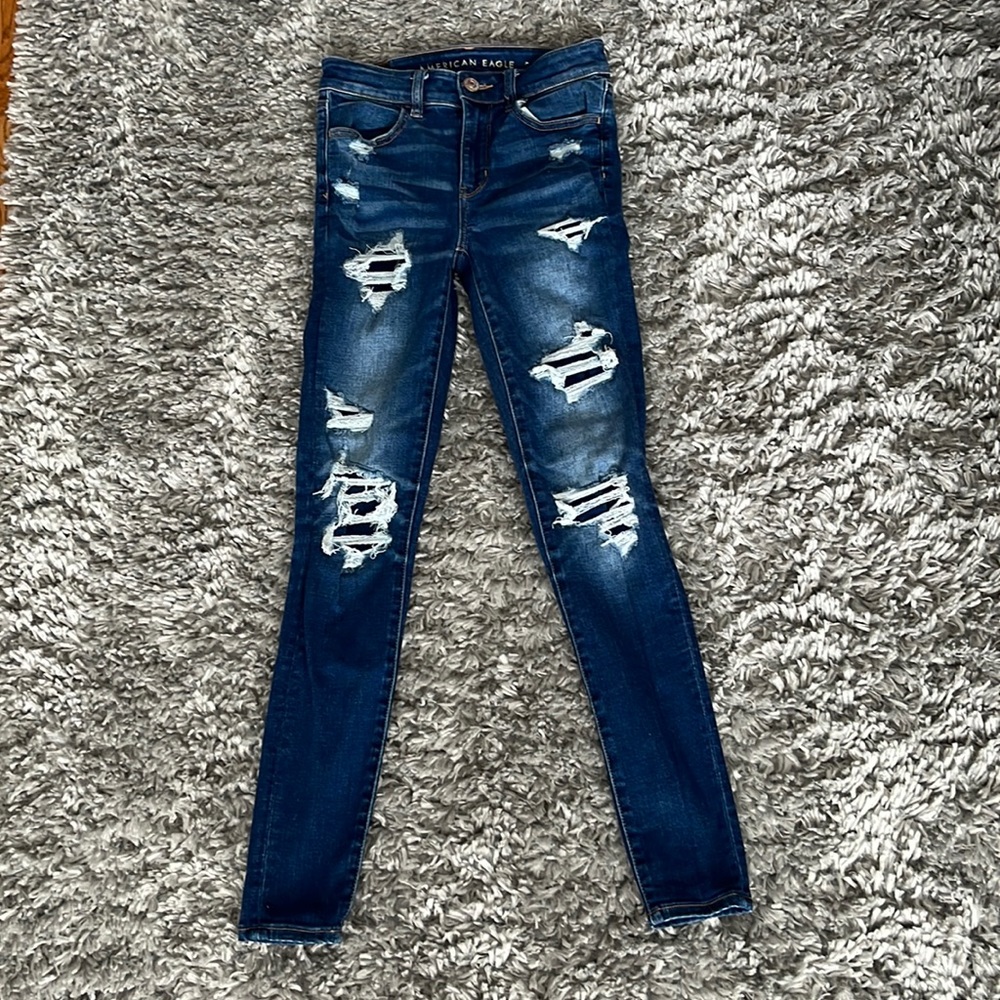 American Eagle women’s high-rise jean jeggings. Size 2